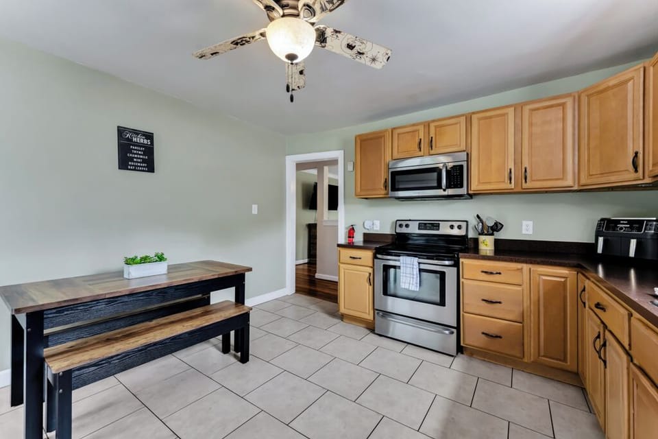 Fully equipped kitchen with everything needed for home-cooked meals