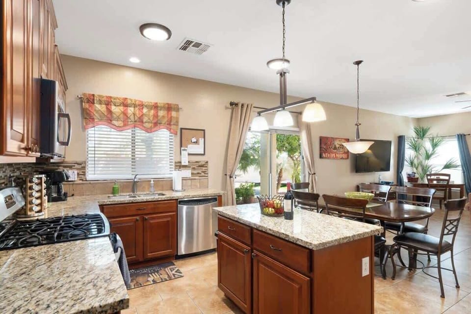Large kitchen area