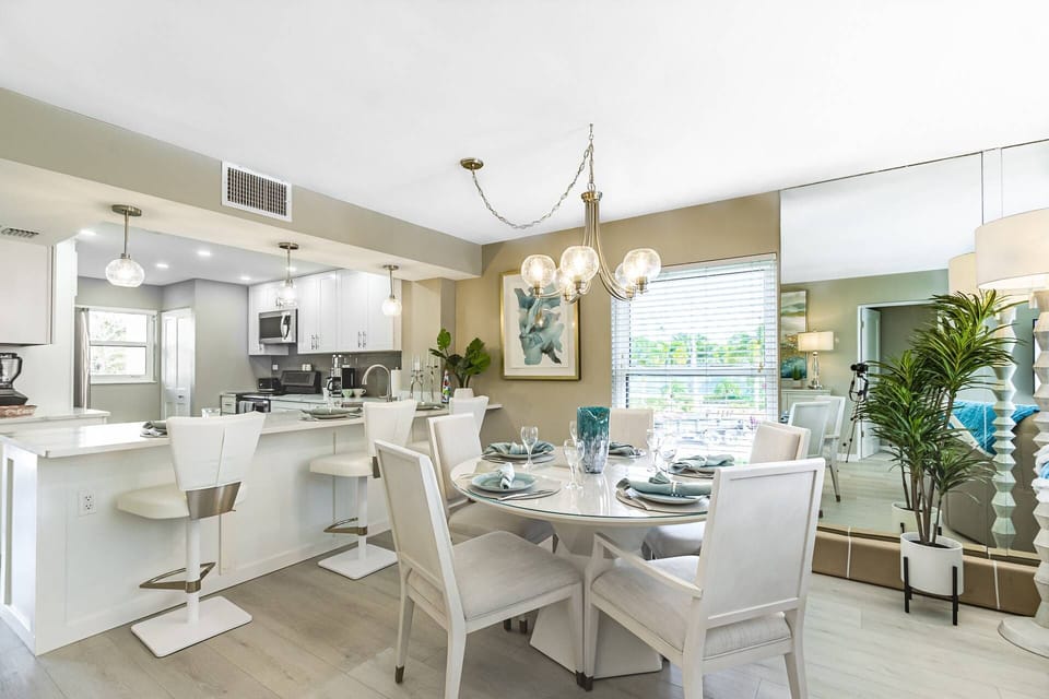 Condo (Siesta Breakers on Crescent Beach) | Exterior
