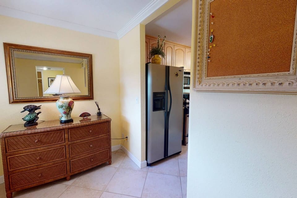 Condo (Island Reef Bayside With Private Beac) | Exterior