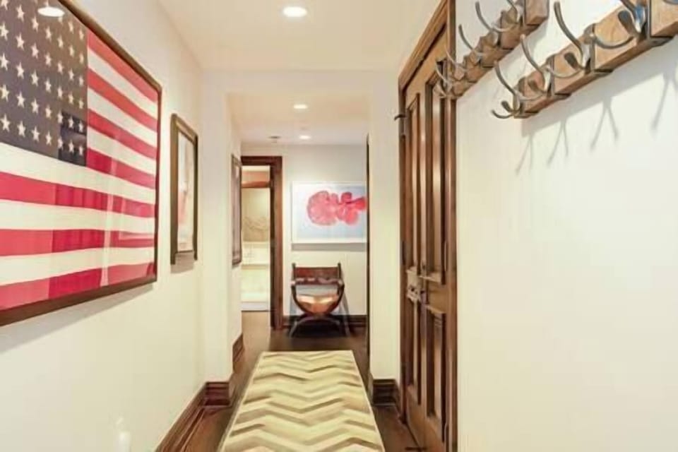 Hallway to Primary BR