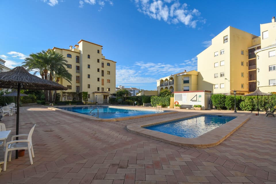 Communal swimming pool