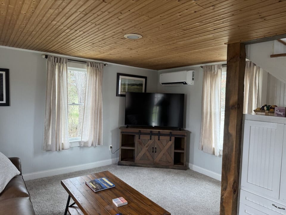Livingroom TV
