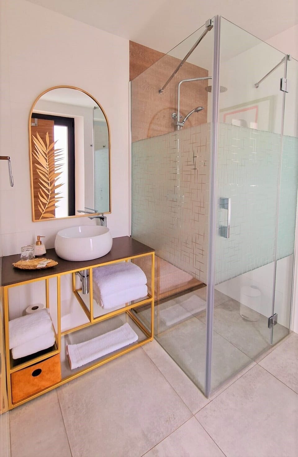 Standard Room | Bathroom | Hair dryer, bidet, towels, soap