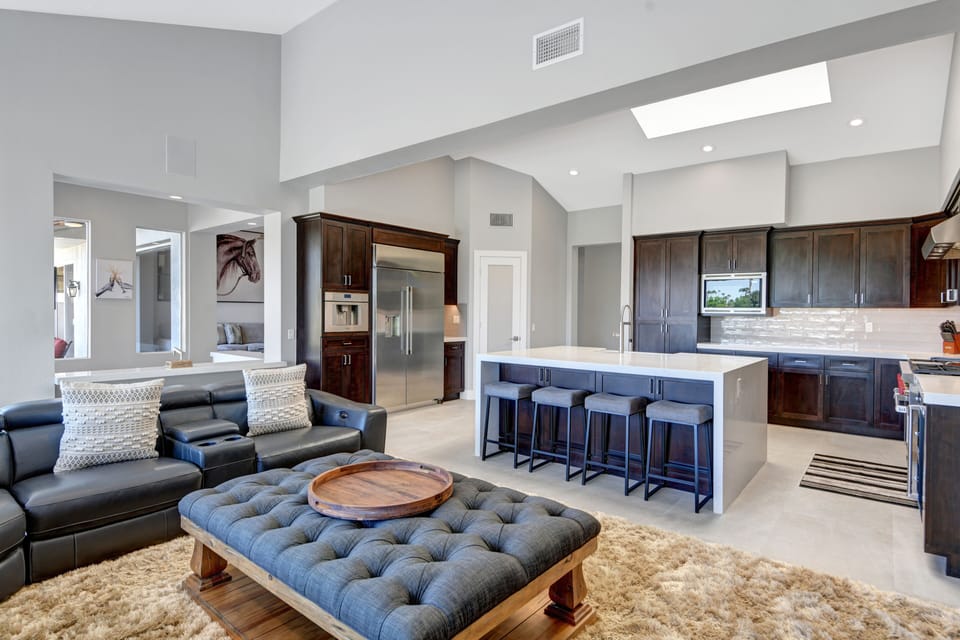 Family Room to Kitchen
