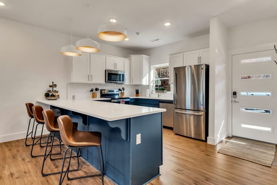 Cottage, 5 Bedrooms | Private kitchen | Fridge, oven, coffee/tea maker, toaster