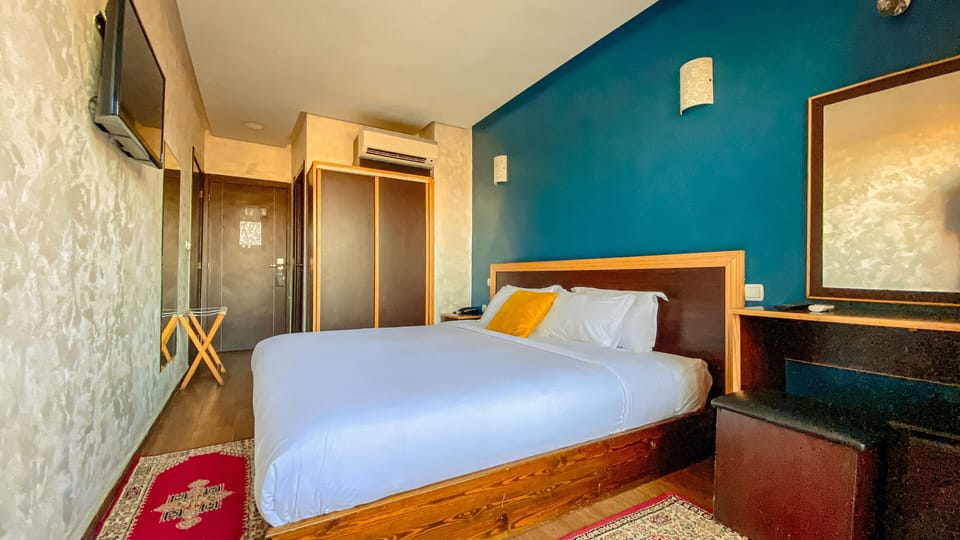 Minibar, in-room safe, desk, blackout drapes