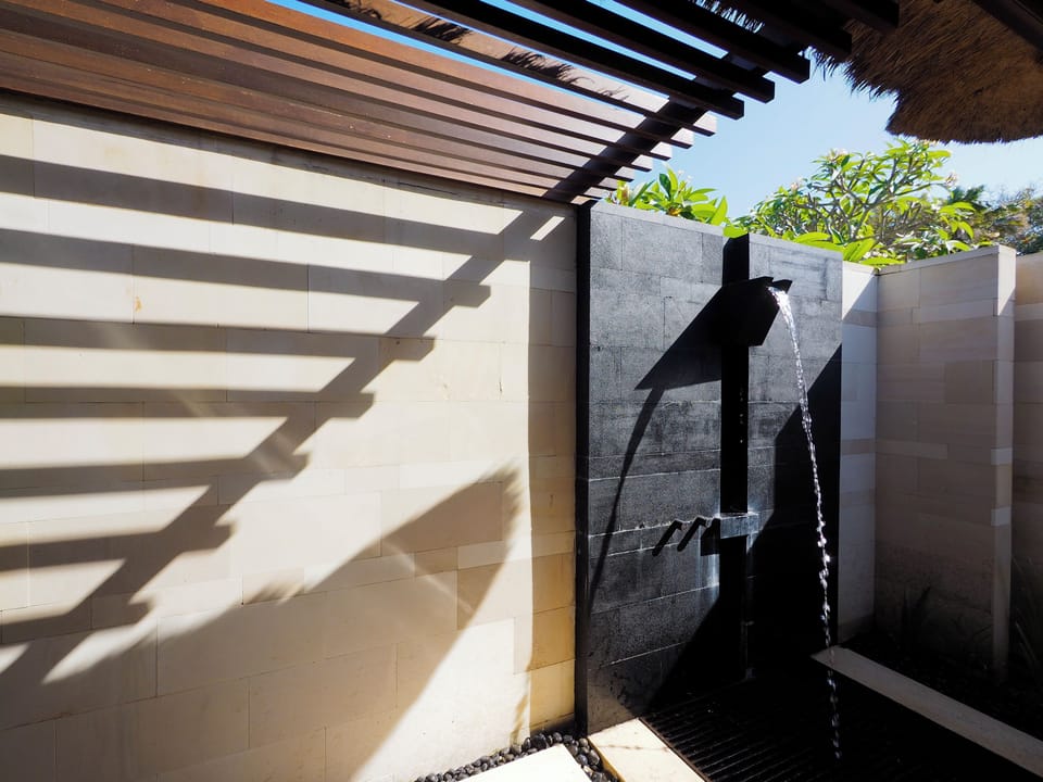 Deluxe One Bedroom Private Pool Villa | Bathroom | Separate tub and shower, designer toiletries, hair dryer, bathrobes