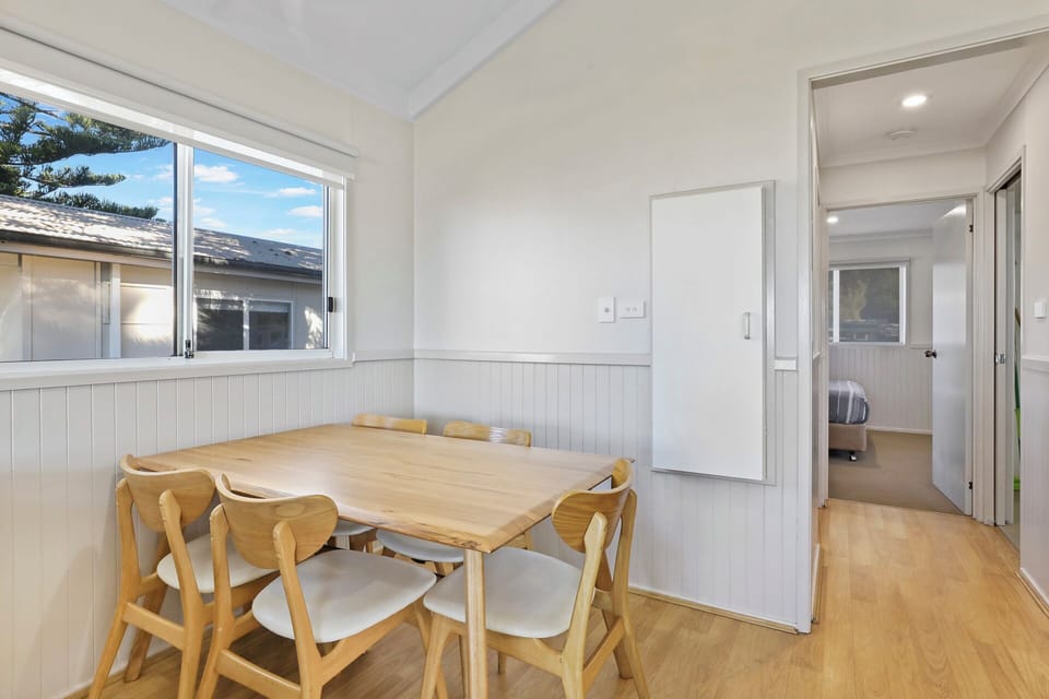 Beachcomber | Bathroom | Free toiletries, hair dryer, towels