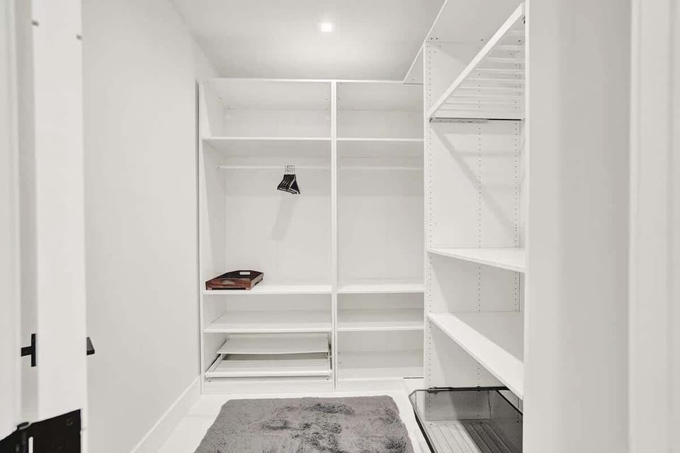 The master closet gives you plenty of space to store all your luggage