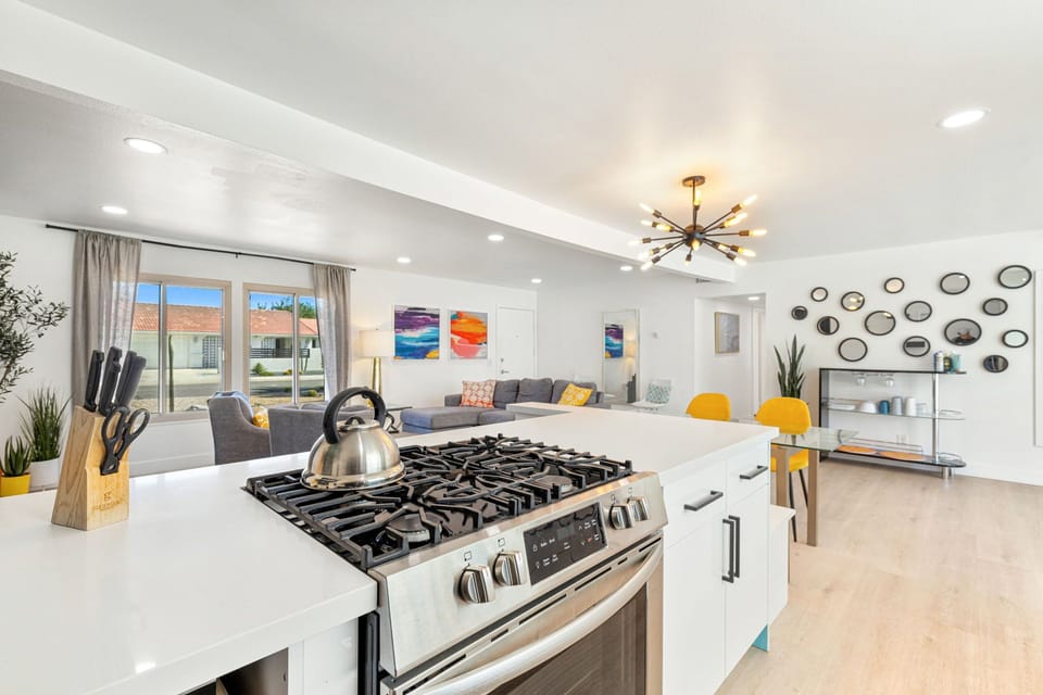Brand new appliances and large kitchen, perfect for entertaining
