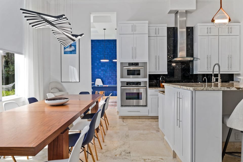 Seamless kitchen, dining and living area - perfect for entertaining