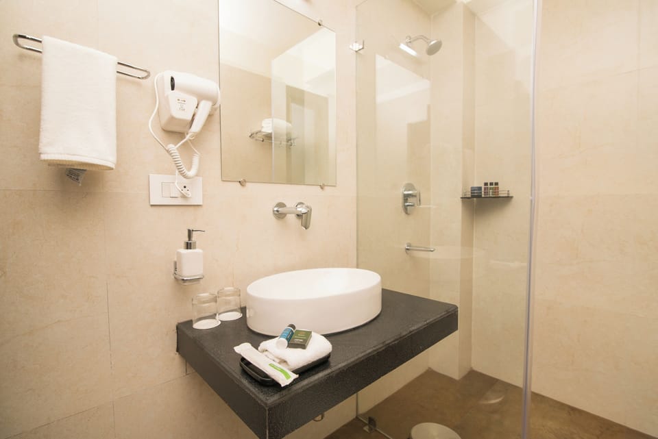 Free toiletries, hair dryer