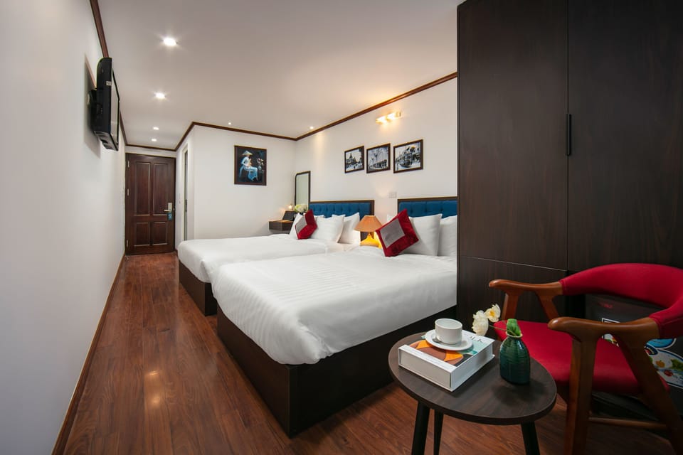 Family Room, City View | City view