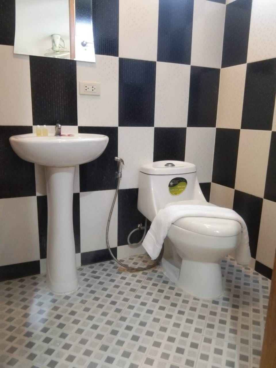 Shower, free toiletries, towels, soap