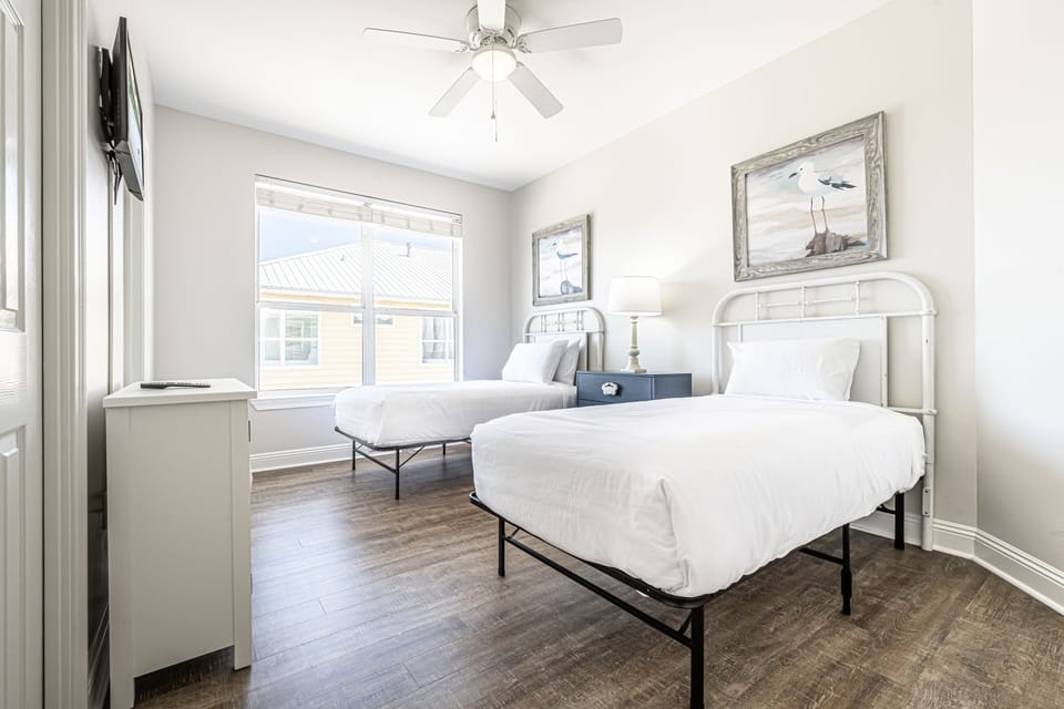 Twin Bedroom
