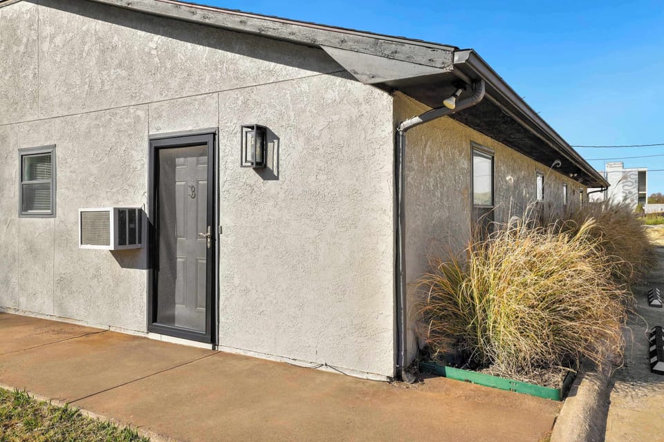 Private entrance to Unit 3
