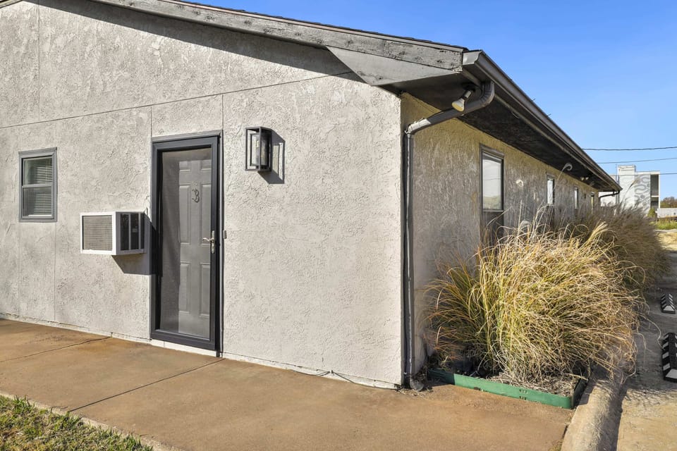 Private entrance to Unit 3