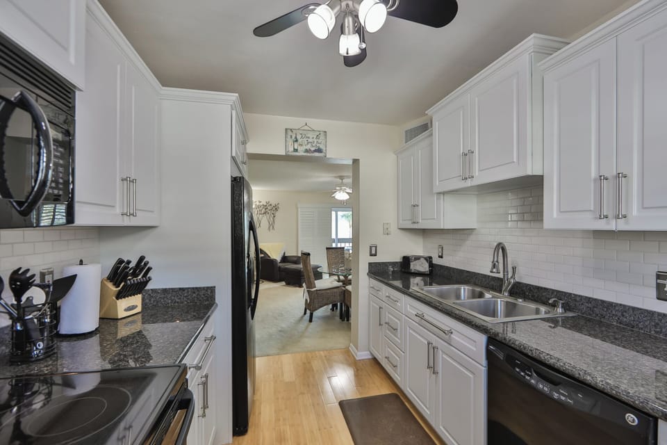 Fully Stocked Kitchen