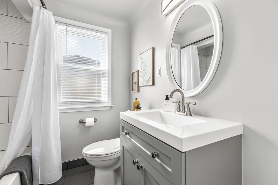 All new fixtures and high-end finishes through the bathroom!