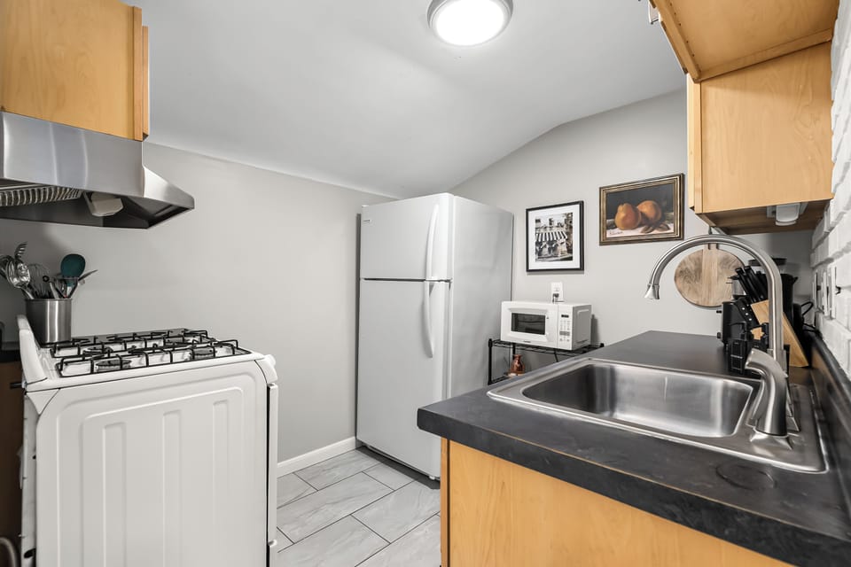 With a comprehensive array of essential appliances and utensils, you'll discover everything you require to craft mouthwatering culinary creations.