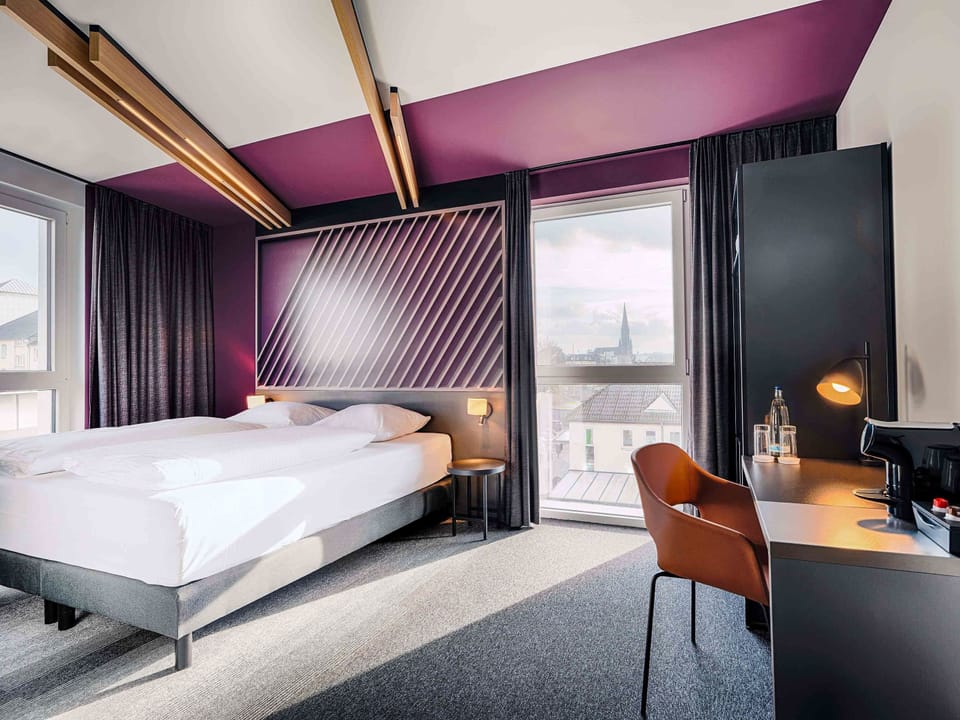 Premium Double Room | Desk, soundproofing, free WiFi, bed sheets