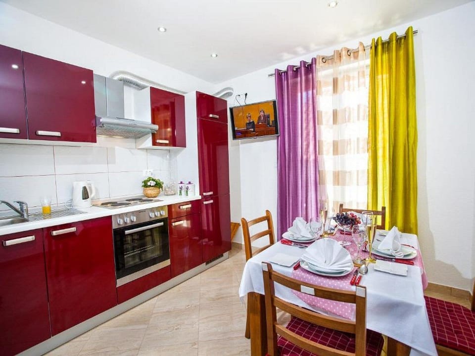 Apartment (Two Bedroom Apartment with Terrace) | Private kitchen | Fridge