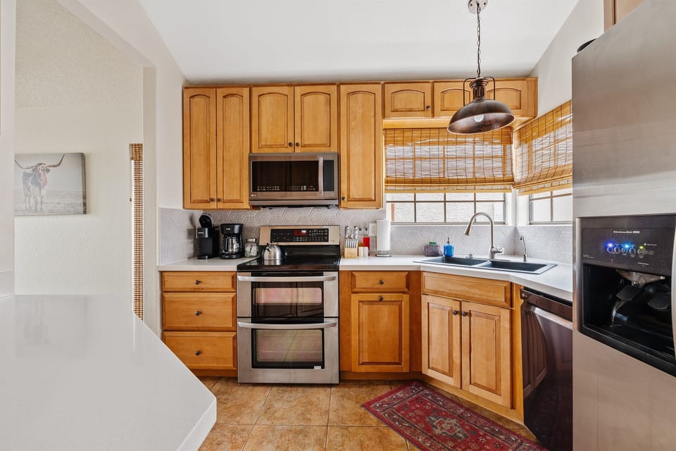 Enjoy new appliances and plenty of storage