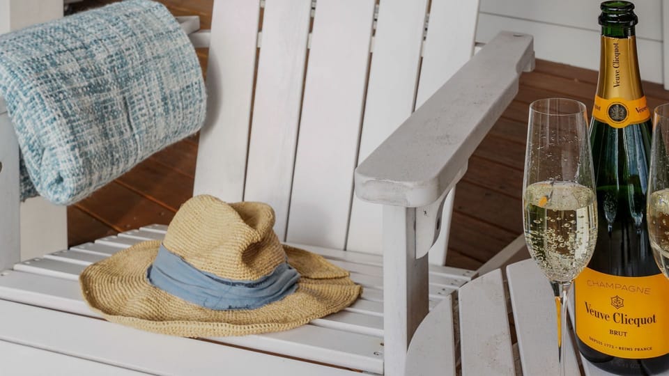 Sunshine Cottage | 40m to Culburra Beach