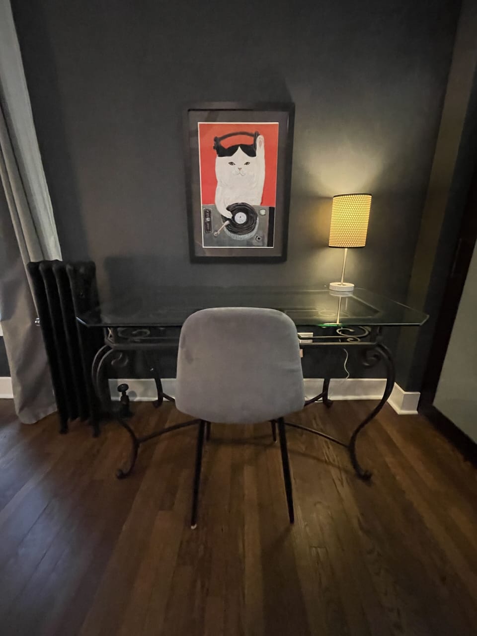 Work area / desk in main bedroom