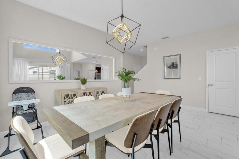4729SleepyHollowDr07