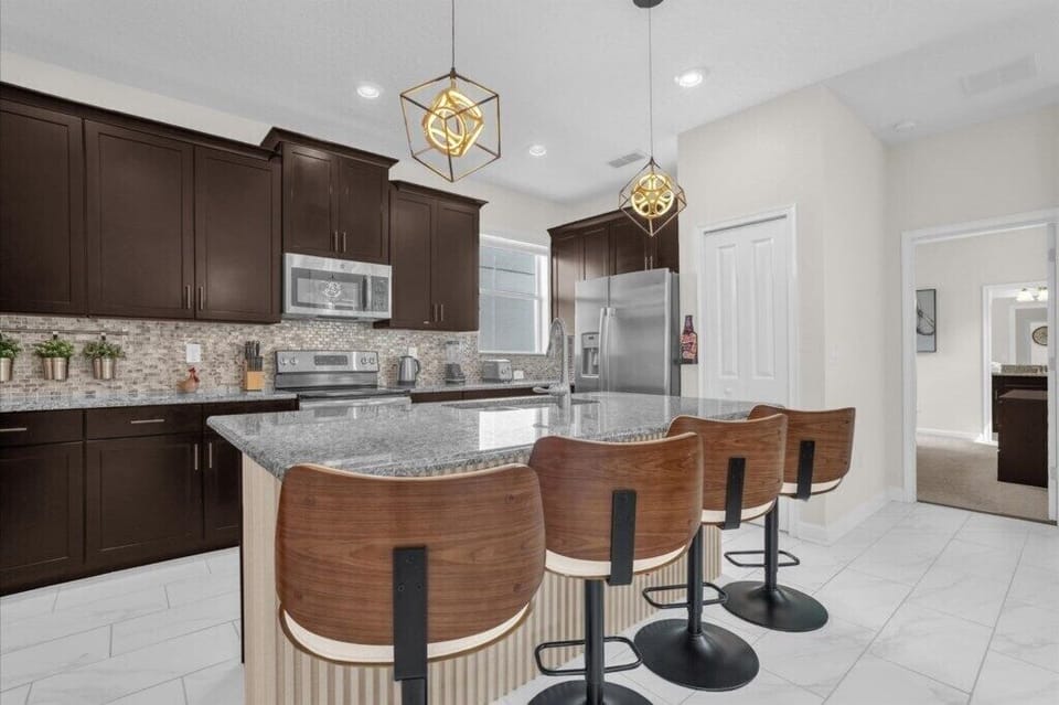 4729SleepyHollowDr08