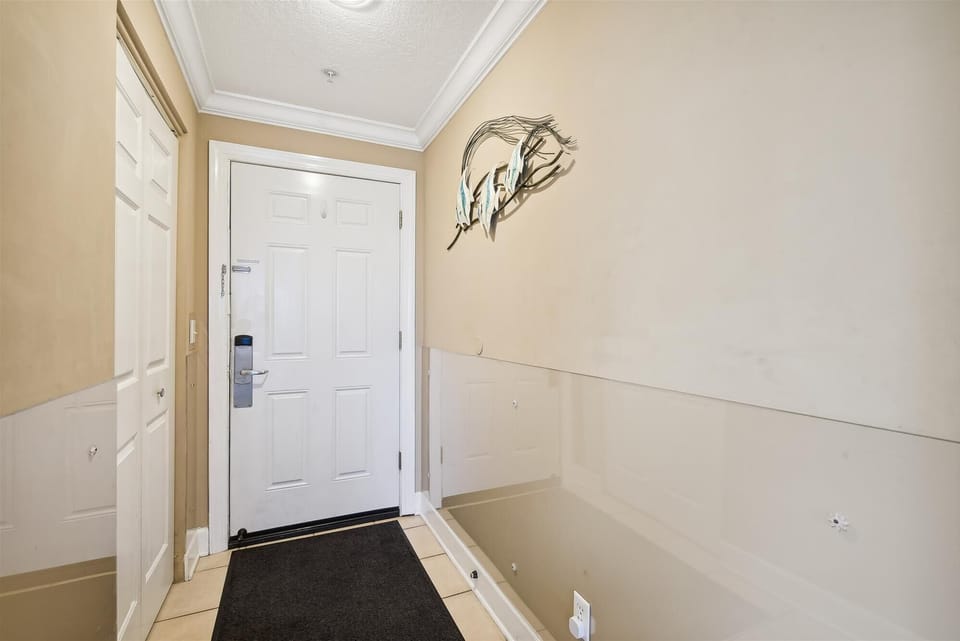 Entryway/Hallway