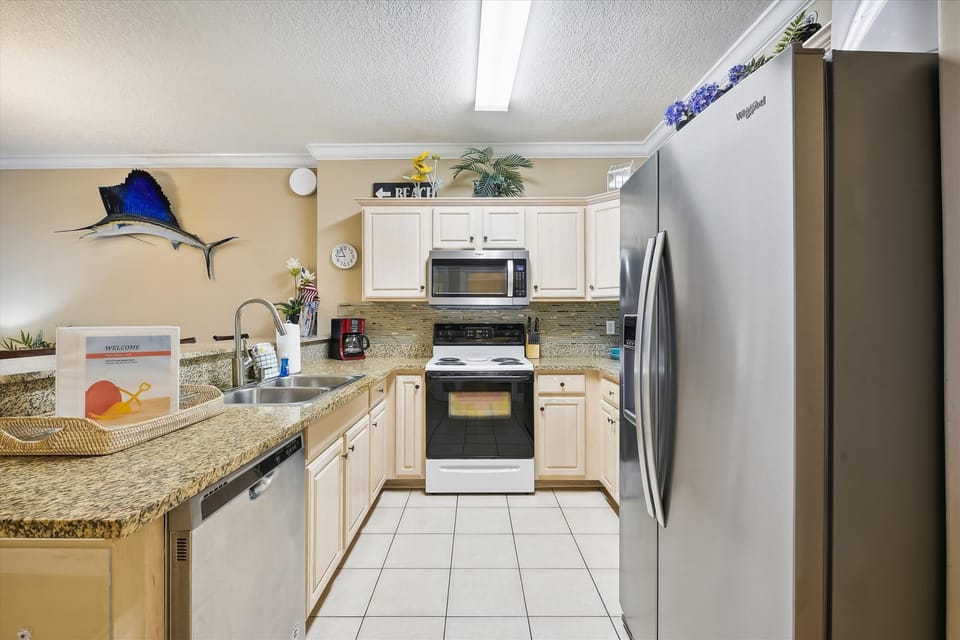 Full Size Kitchen with Bar Seating