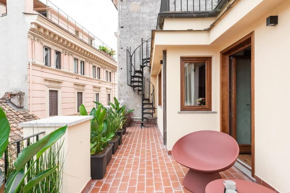 Panoramic Suite, City View | Terrace/patio