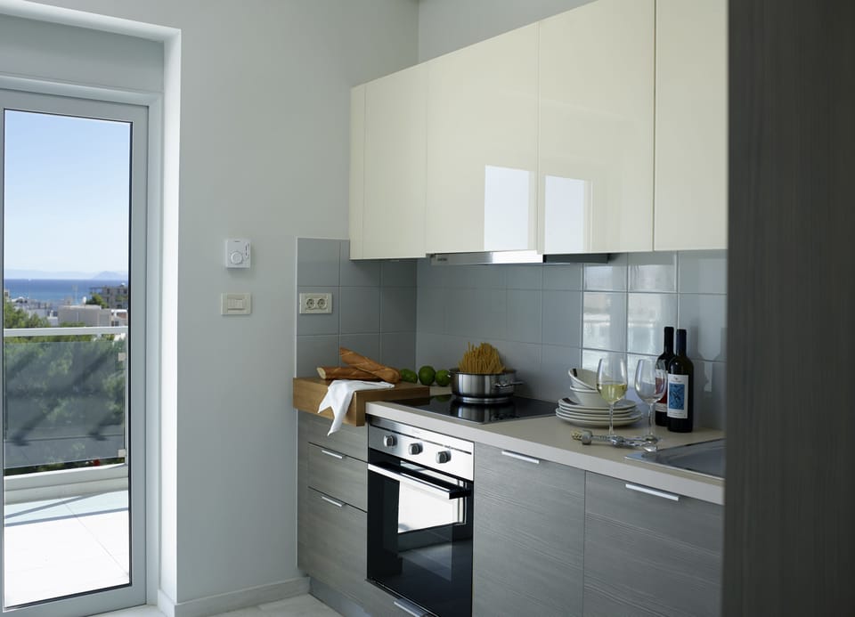 Infinity Suite | Private kitchen | Full-size fridge, espresso maker, coffee/tea maker, electric kettle