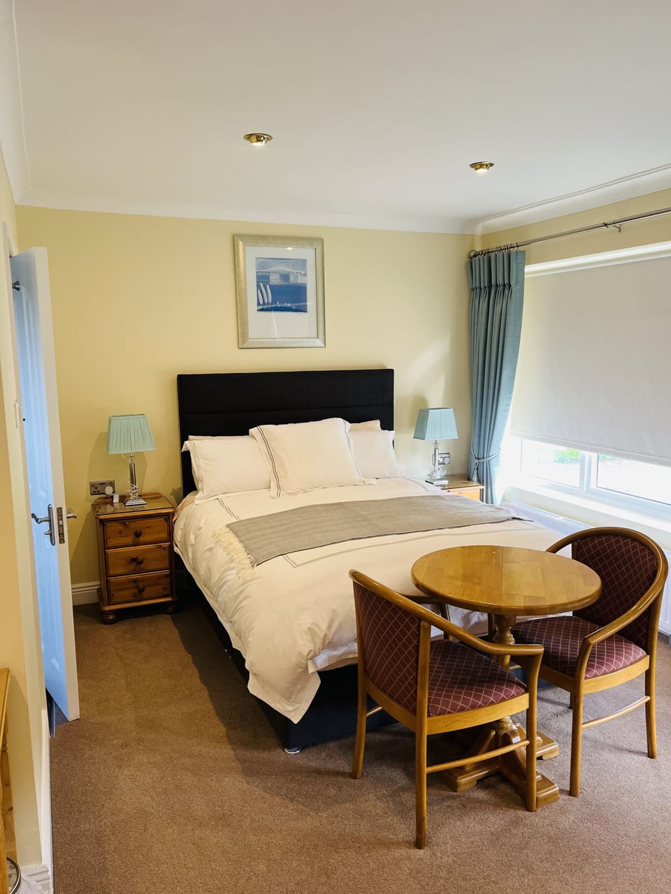 Egyptian cotton sheets, premium bedding, down comforters, pillowtop beds