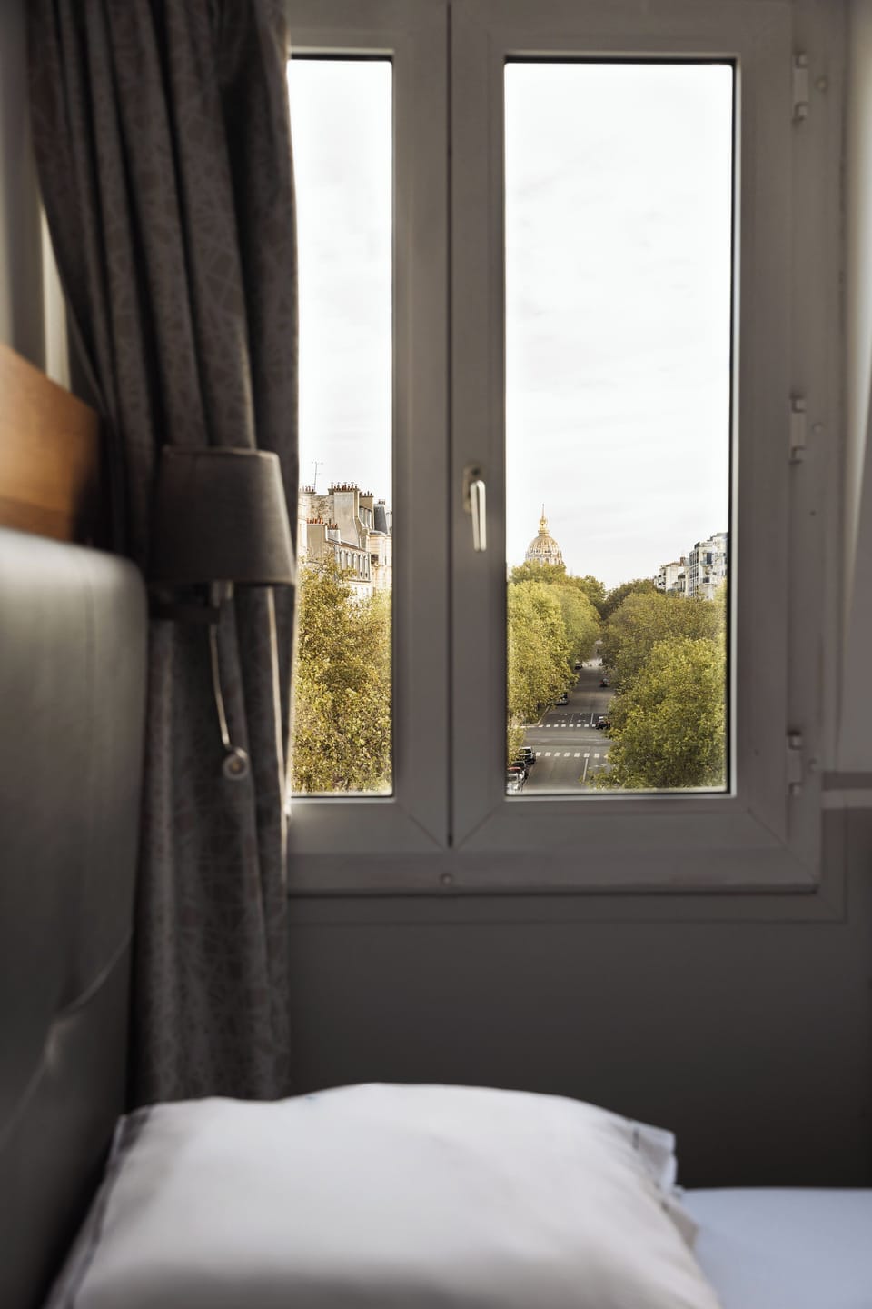 Superior double room with view on Eiffel Tower | In-room safe, desk, soundproofing, iron/ironing board