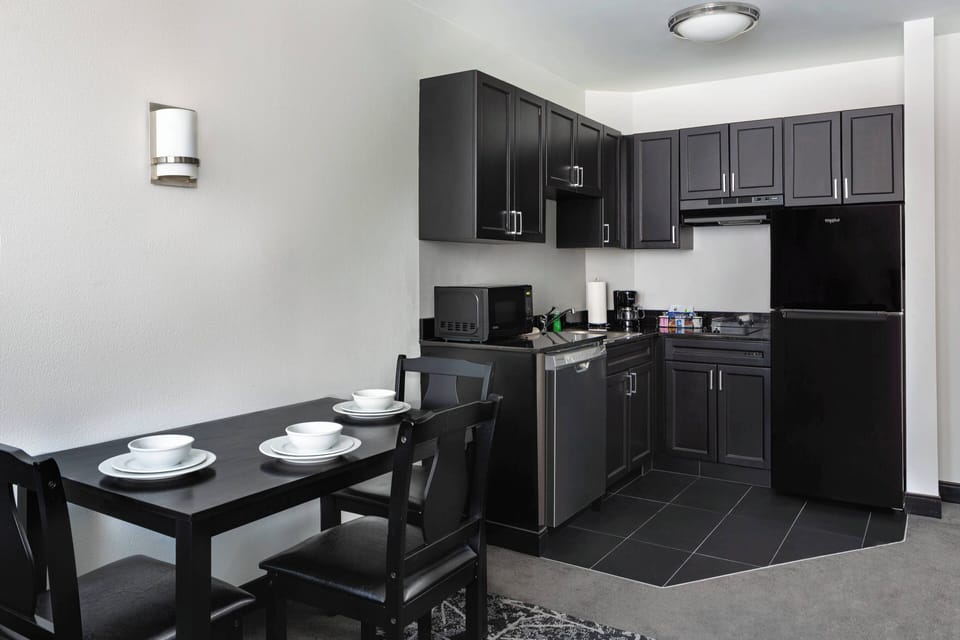 Microwave, coffee/tea maker