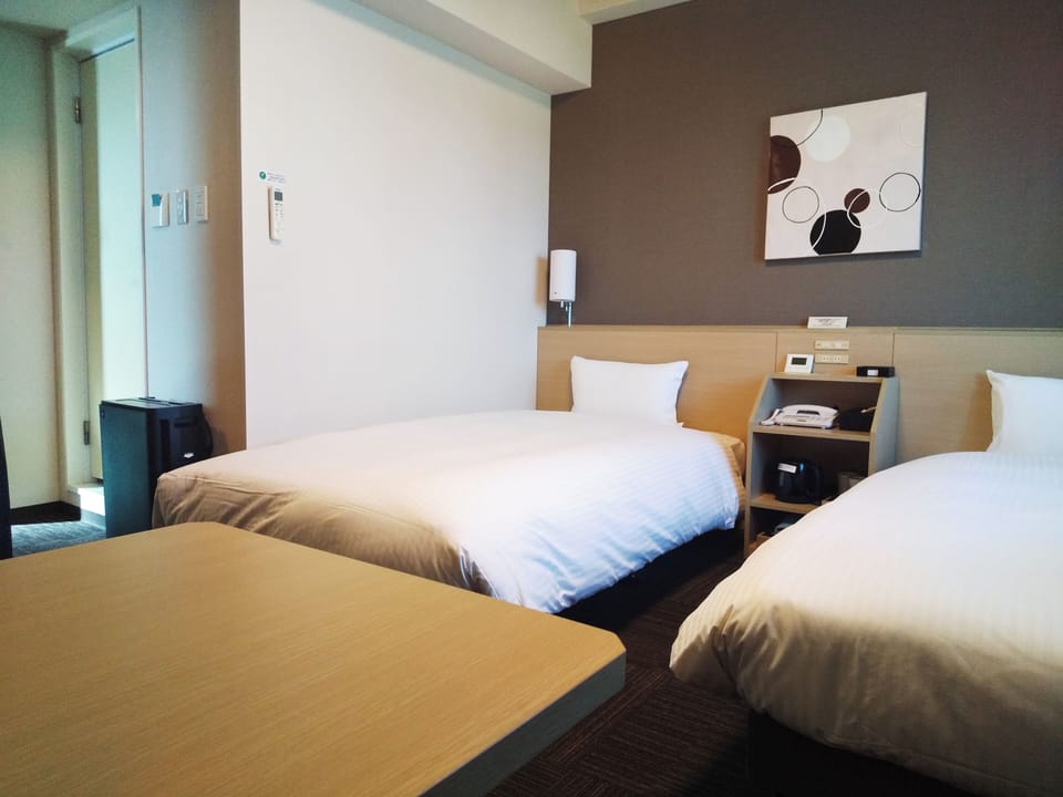 Desk, WiFi (free), bed sheets