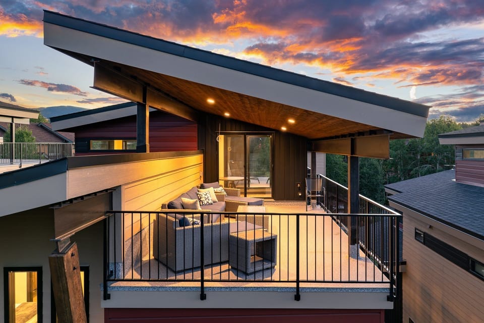 Rooftop Deck
