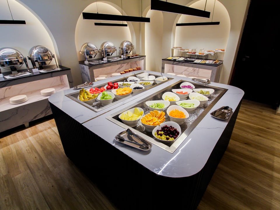 Breakfast buffet