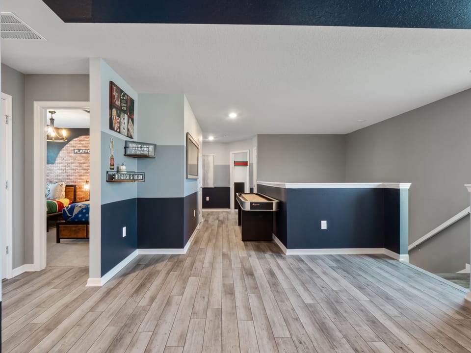 Amazing Upstairs Loft Area