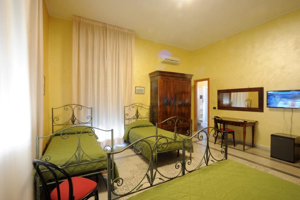 Desk, free cribs/infant beds, rollaway beds, free WiFi