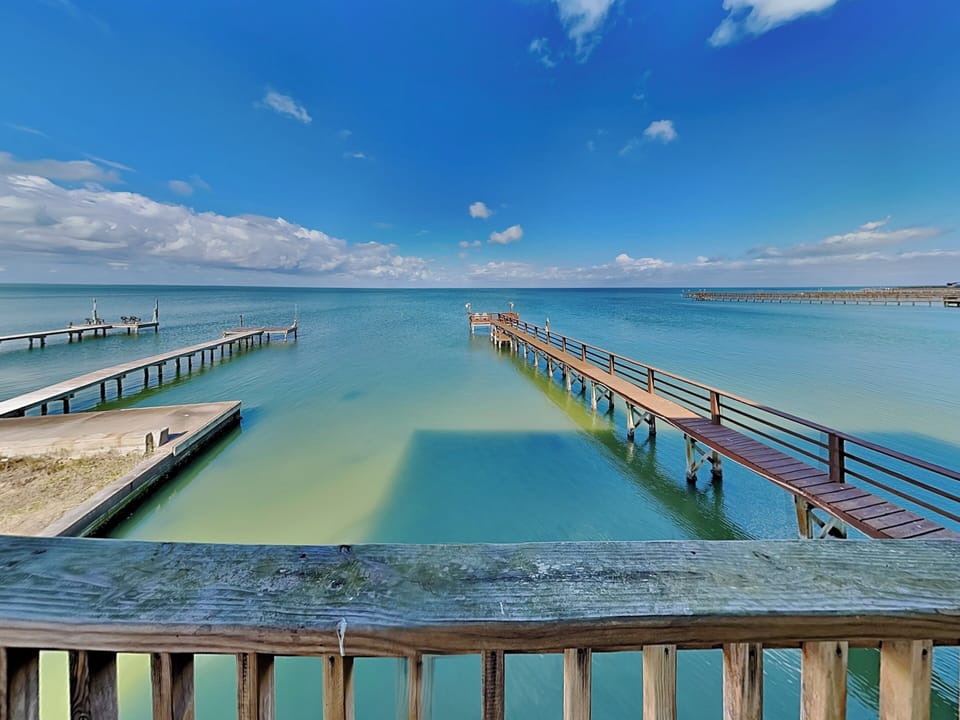 House (2 Bedrooms) | Property amenity
