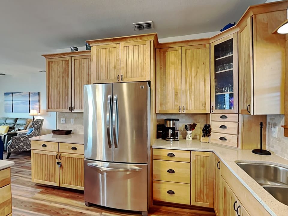 House, Multiple Beds, Patio | Private kitchen | Coffee/tea maker, fridge, microwave, oven