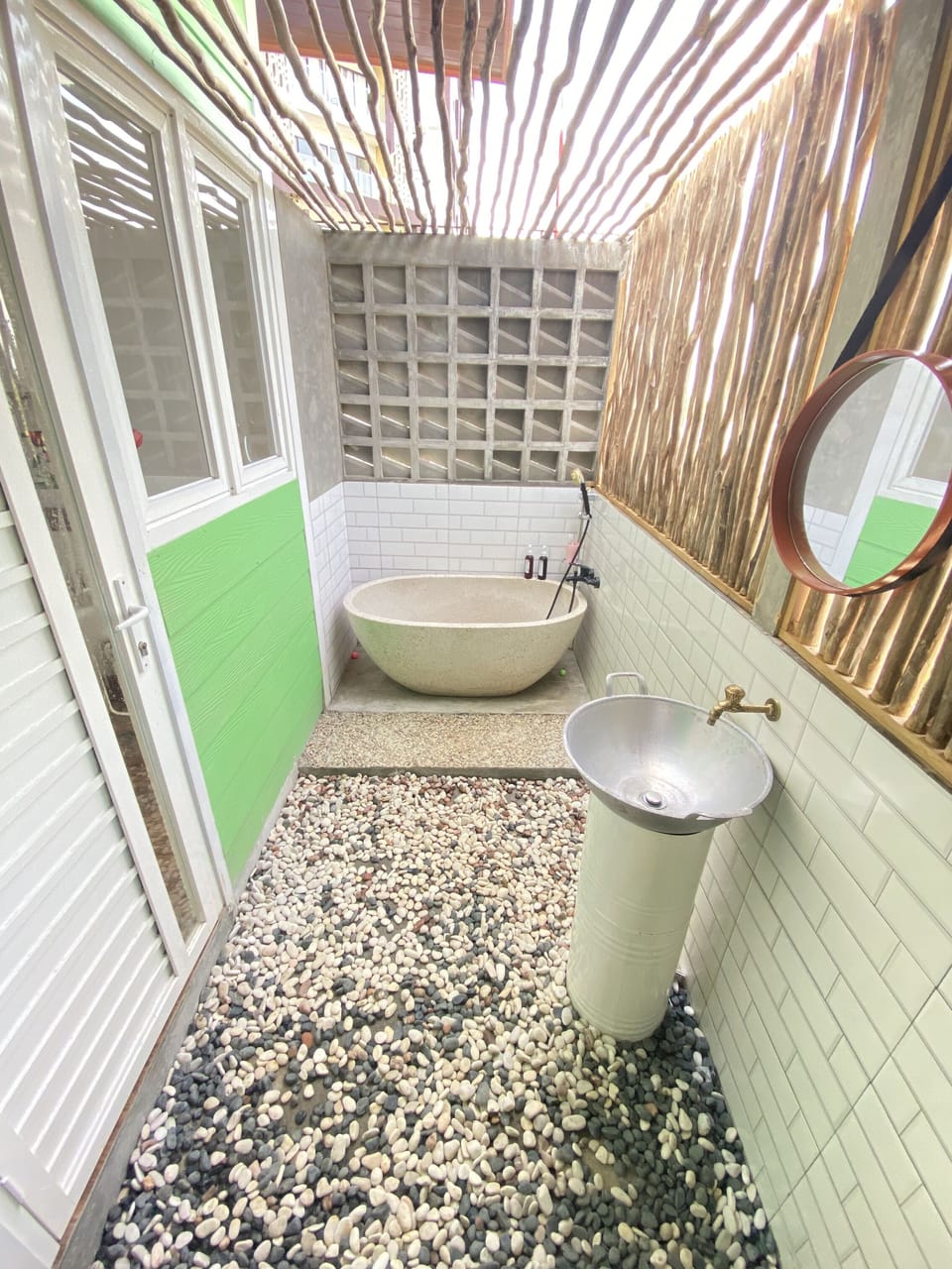 Deluxe Cabin | Bathroom | Slippers