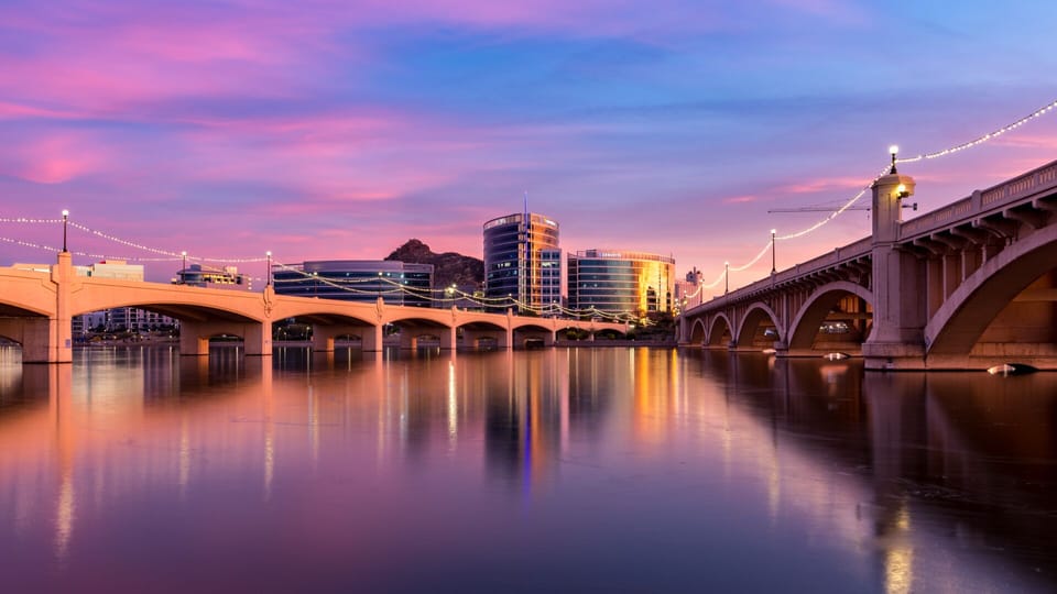 Tempe-  Tempe Town Lake 
5 Min from the house