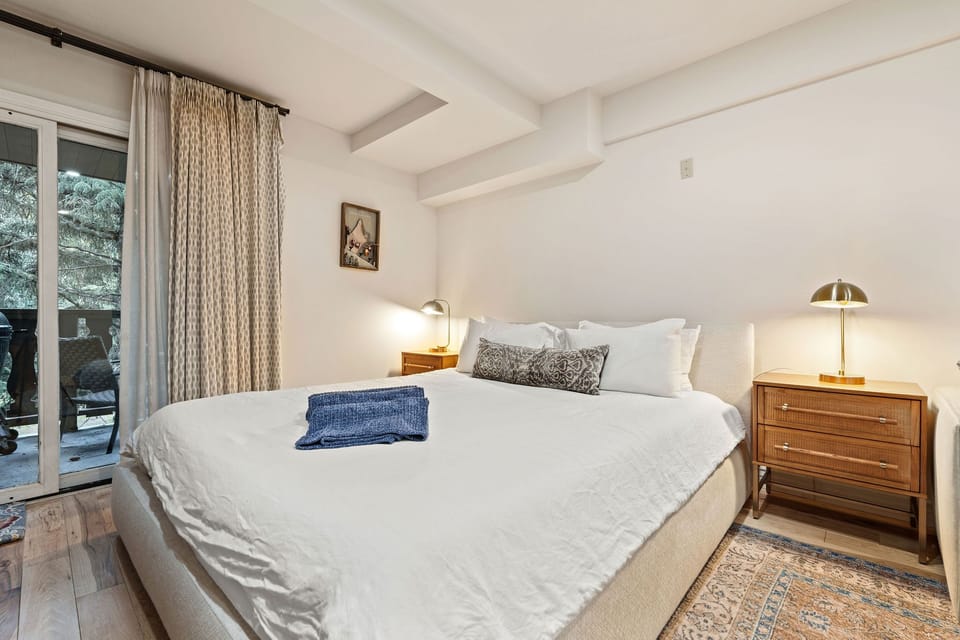 King Bed