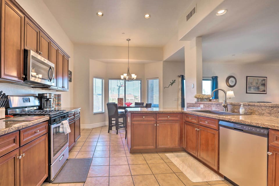 Kitchen | Pots & Pans | Spices | Dishware & Flatware | Ice Maker